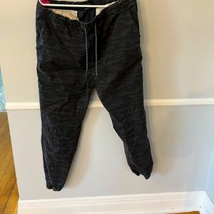 American eagle camo joggers